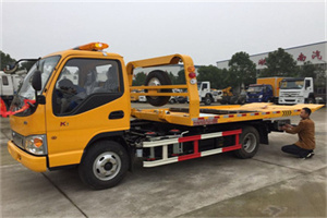 永新哪里有拖车服务