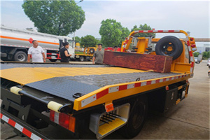 永新附近拖车电话号码服务