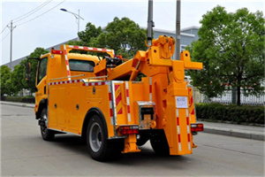 永新高速路拖车费